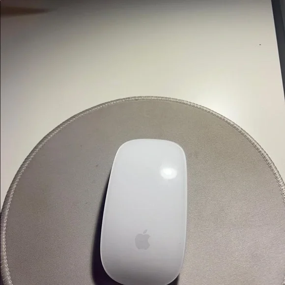 Im selling my Imac 2021, very new, never damaged. - Picture 7 of 8